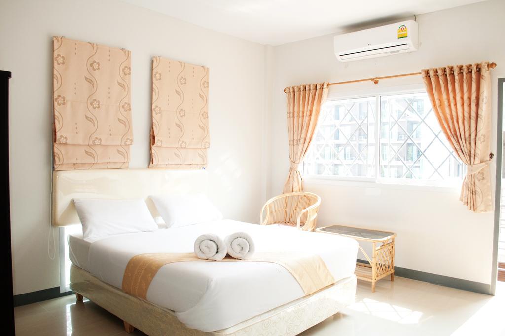 Buakhao Service Home Pattaya Zimmer foto